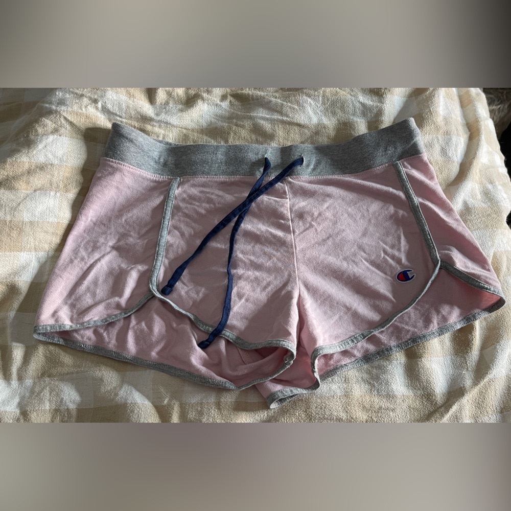 Champion pink shorts